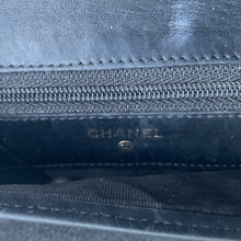 Chanel Vintage Caviar Leather Wallet