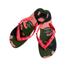 Valentino Garavani By Havaianas