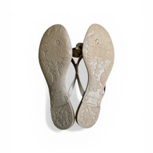 Valentino Garavani Rockstud Flip Flops